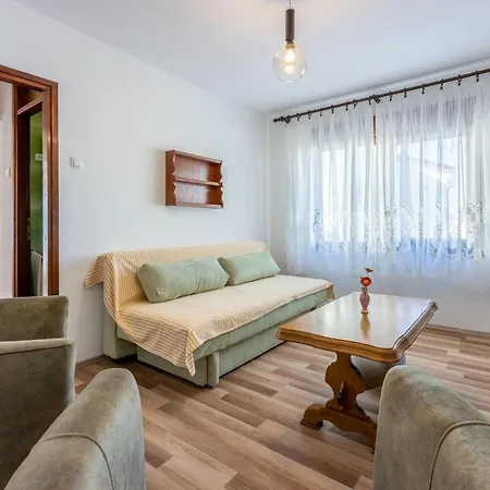 Josip Appartement Novi Vinodolski
